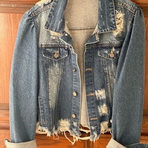 Cropped denim jacket